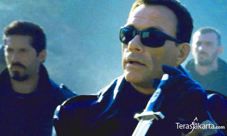 76jean-claude-van-damme-the-expendables-2.jpg